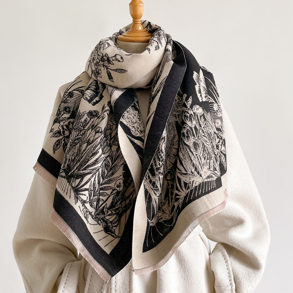 カシミヤ風スカーフ、フリンジ付き、厚手で暖かい、リバーシブル - Pashmina Wrap Large のレビューと価格